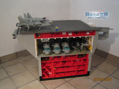 趣闻┊叹为观止的精彩!!用乐高(LEGO)积木搭出来的逼真巨型航母~!(附巨量清晰照片)