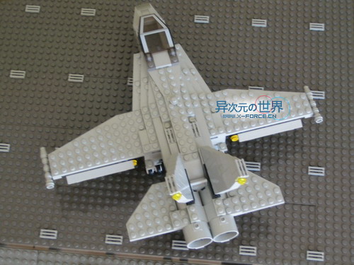 趣闻┊叹为观止的精彩！！用乐高(LEGO)积木搭出来的逼真巨型航母～！(附巨量清晰照片)