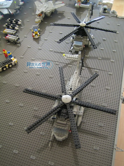 趣闻┊叹为观止的精彩!!用乐高(LEGO)积木搭出来的逼真巨型航母~!(附巨量清晰照片)