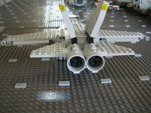 趣闻┊叹为观止的精彩！！用乐高(LEGO)积木搭出来的逼真巨型航母～！(附巨量清晰照片)