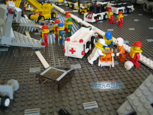 趣闻┊叹为观止的精彩！！用乐高(LEGO)积木搭出来的逼真巨型航母～！(附巨量清晰照片)