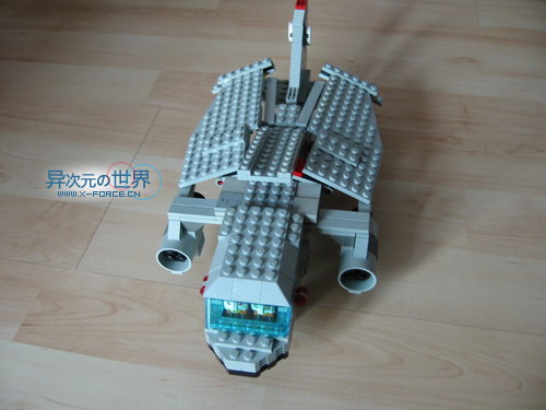 趣闻┊叹为观止的精彩！！用乐高(LEGO)积木搭出来的逼真巨型航母～！(附巨量清晰照片)