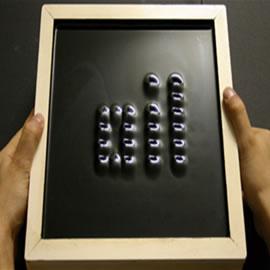铁磁流体 Ferrofluid