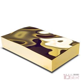图片是设计师Ora-Ito为LaCie公司设计的全新移动硬盘Golden Disk