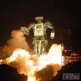 图片是LEGO Mindstorms十周年庆祝发射LEGO机器人升空