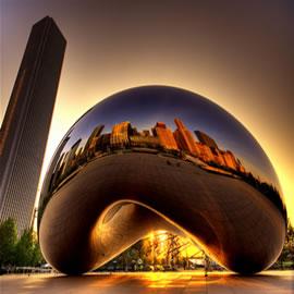 设计师Anish Kapoor设计的芝加哥千禧公园里面的云门（Cloud Gate）