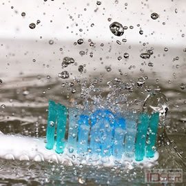 图片是声波牙刷