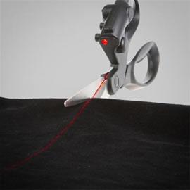 日本人发明的激光剪刀（Laser Guided Scissors）