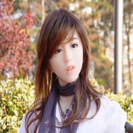 智能女机器人Aiko