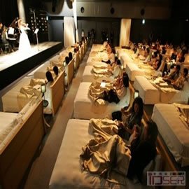 图片是哈根达斯睡床音乐会（Häagen-Dazs Sleepy Bed Concert）