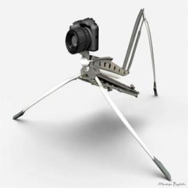 设计师Morteza Faghihi带来的蚂蚱三脚角架（Tripod: The Sarah Connor Chronicles）