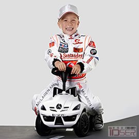 图片是Bobby Benz SLK AMG