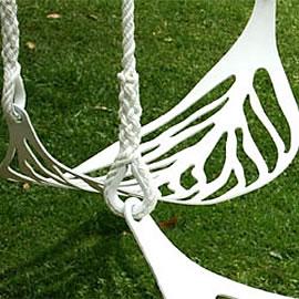 设计师Alberto Sánchez带来的叶片秋千（Leaf Swing）