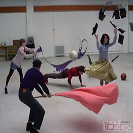 图片是Toshiba: Timesculpture
