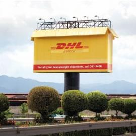 DHL 的广告：快递箱（DHL Worldwide Express: Giant Box）
