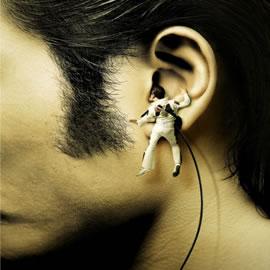 Samsung MP3 Player: Elvis, Hip-hop, Opera
