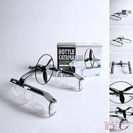 图片是 DIY Bottle Catamaran