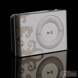 图片是设计师 John Harrington 设计的钻石iPod