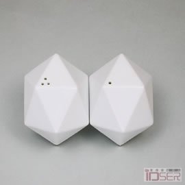 图片是设计室 Tai Design 设计的 icosa