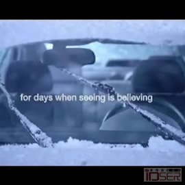 图片是Canadian Tire 汽车雨刷的广告：夏季微风（Summer breeze）