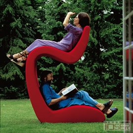 图片是丹麦设计大师 Verner Panton 的经典作品