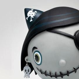 澳洲插画家 Nathan Jurevicius 设计的 Mini ScaryGirl Original