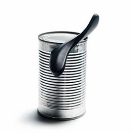Normann Copenhagen 的蝴蝶开瓶器（Butterfly can opener），来自设计师  Rikke Hagen 和 Marianne Br