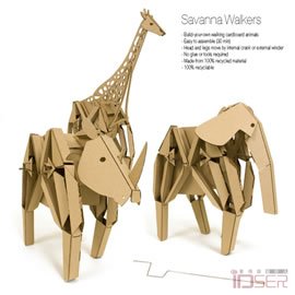 图片是美国旧金山的设计系学生 Lucas Ainsworth 设计的丛林漫游者(Savanna Walkers)玩具
