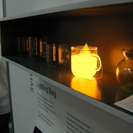 设计师 Wonsik Chae 带来的会发光的“茶叶袋”（Lighting bag）