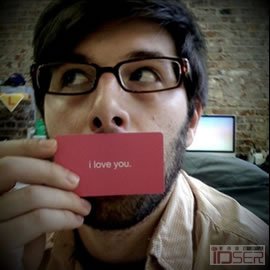 图片是 I Love You 卡片