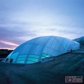图片是Coll-Barreu Arquitectos 建筑室设计的 City of Jaca Hockey Arena
