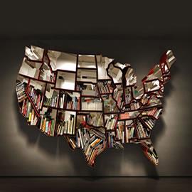 设计师 Ron Arad 带来一个美国地图书架