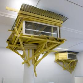 设计师 Tadashi Kawamata 设计的 Tree house
