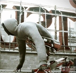 Exploit Yourself ，Carl Rinsch，nike，广告