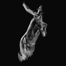 设计师 Sophie Kahn 的 3D 激光人体雕