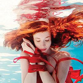 摄影师 Elena Kalis 的水下摄影作品