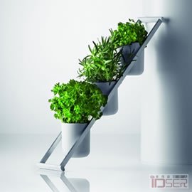 漂亮的香草阶梯（Herb Ladder），来自设计师 Lovorika Banovic。家居设计