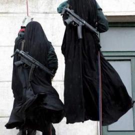 搞笑防恐演练-到底谁是恐怖份子哦！！