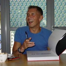 荷兰摄影家Erwin Olaf作品系列