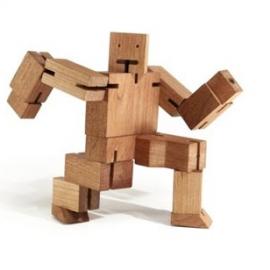 Cubebot：木制玩具