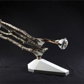 牛人树枝自制工作台灯