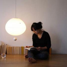 具有魔法的悬浮吊灯：Fiat Lux Lamp