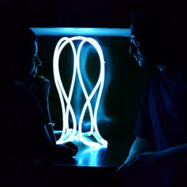 漂亮的冷光霓虹灯