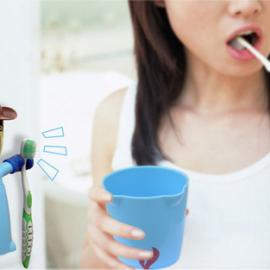 自动挤牙膏的洗漱套装:爱情勇士