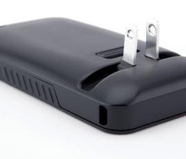 iPhone配件:集手机套及充电器