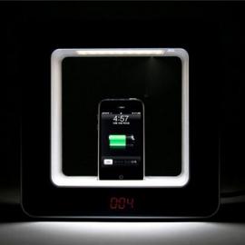 带灯光闹钟的iPod底座音箱
