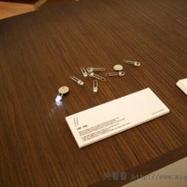 回形针也可以做灯管