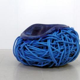 用绳子也能做椅子