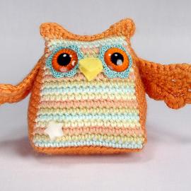 手工编制的可爱猫头鹰
