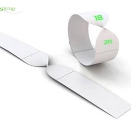 简洁的概念手表